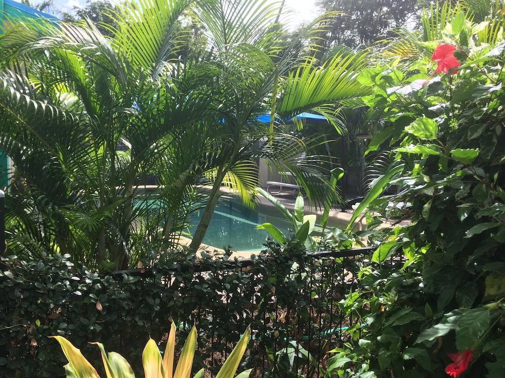 Tropical Palms Inn Resort 44/51