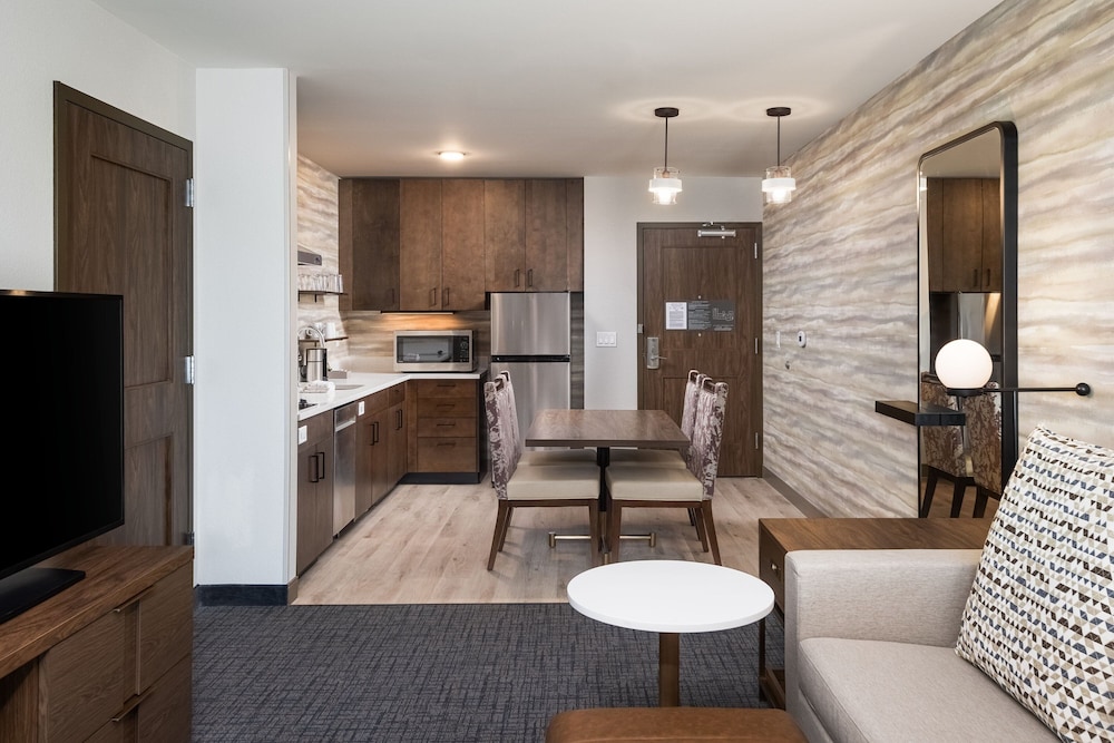 Residence Inn by Marriott Denver Aurora 20/35