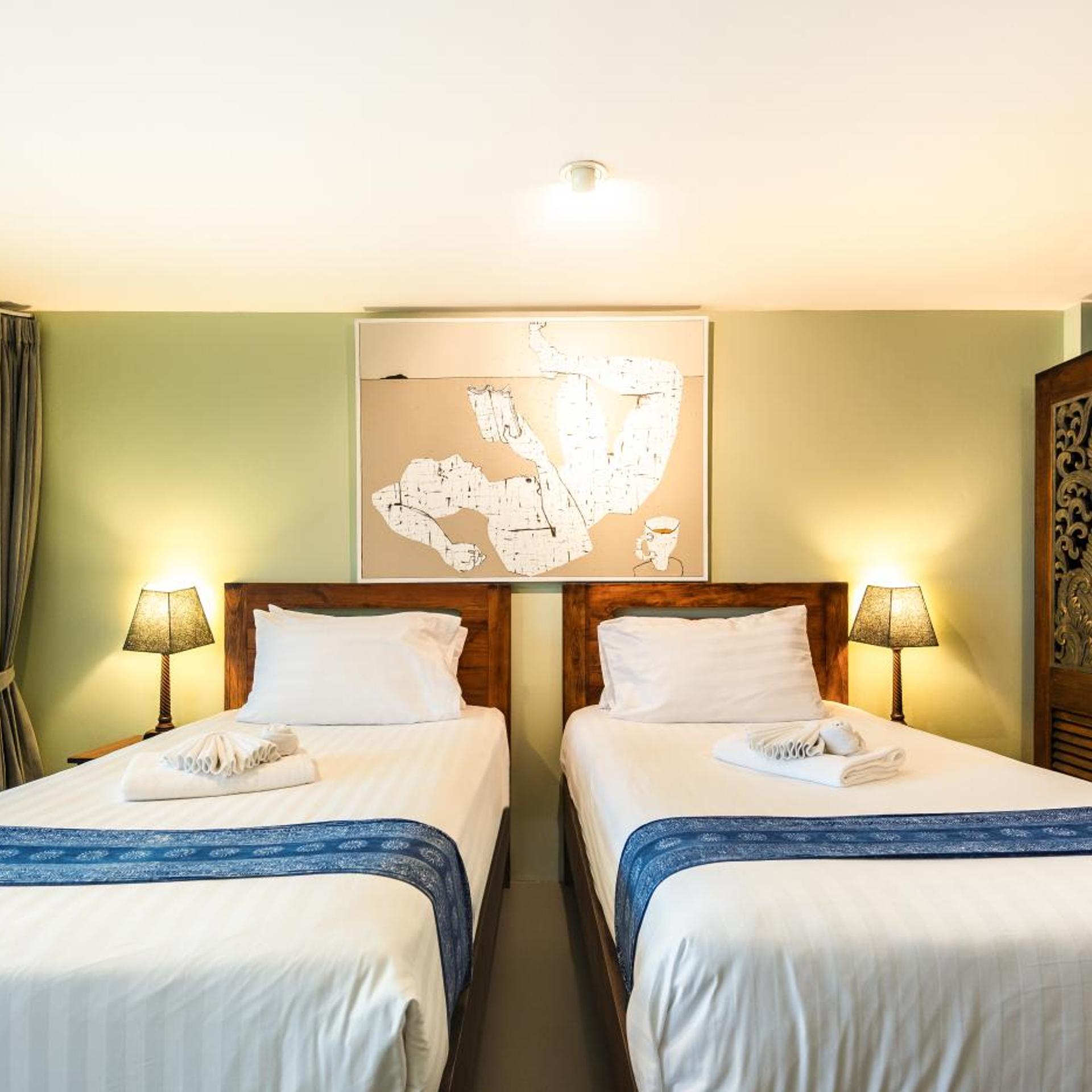 STANDARD, TWIN BEDS