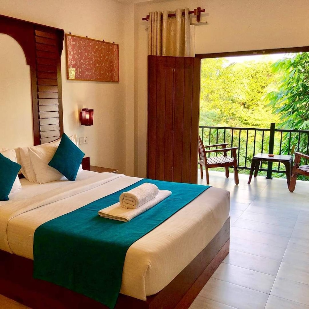 Sunshine Resort & Spa 24/50