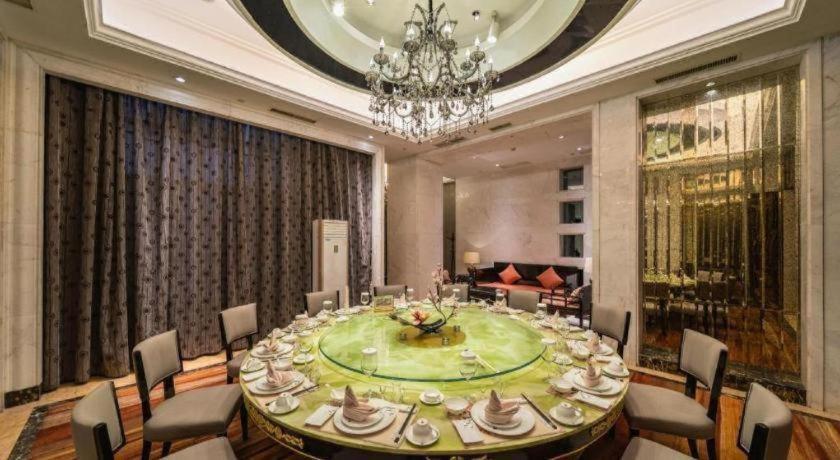 Country Garden Phoenix City Hotel Jurong 35/42