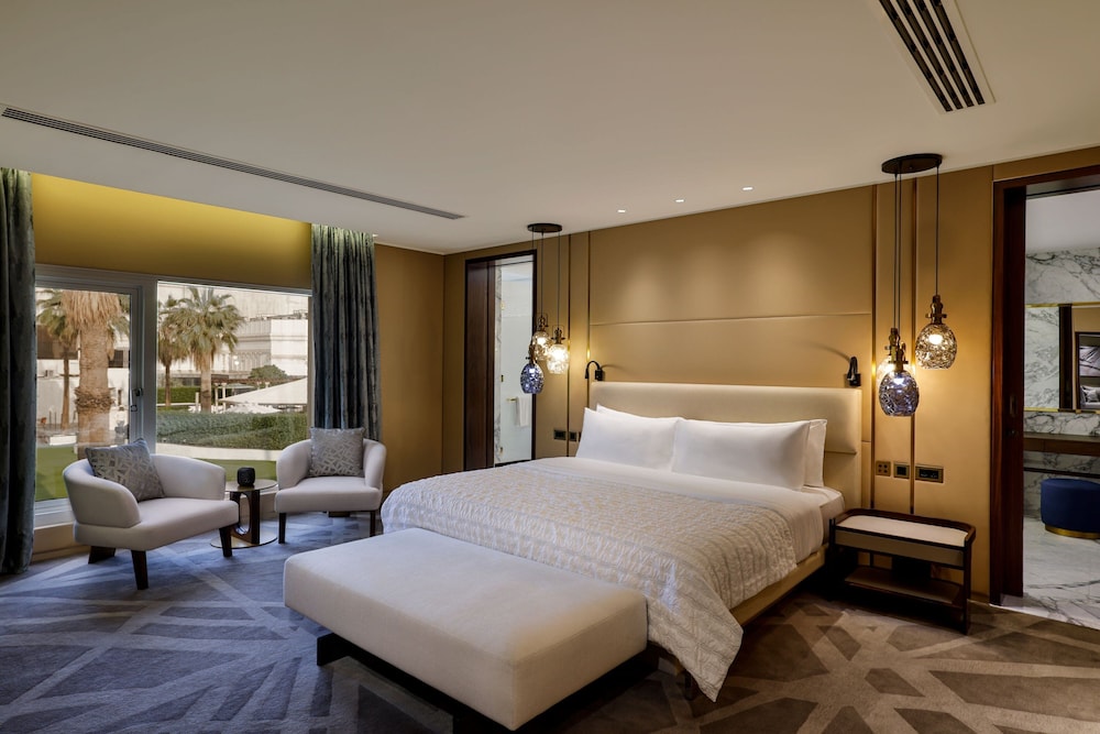 غرفة تنفيذية بسرير مزدوج، Le Meridien Dubai Hotel and Conference Centre 2/5