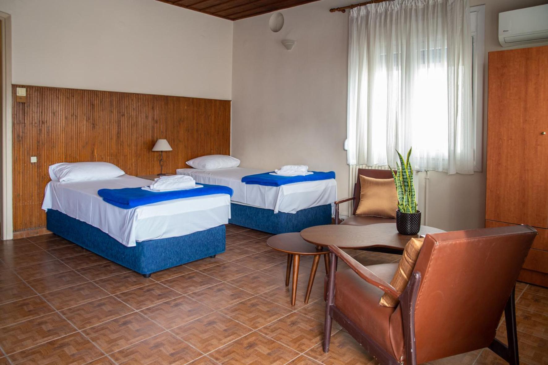 Room, Quadruple, Terrace