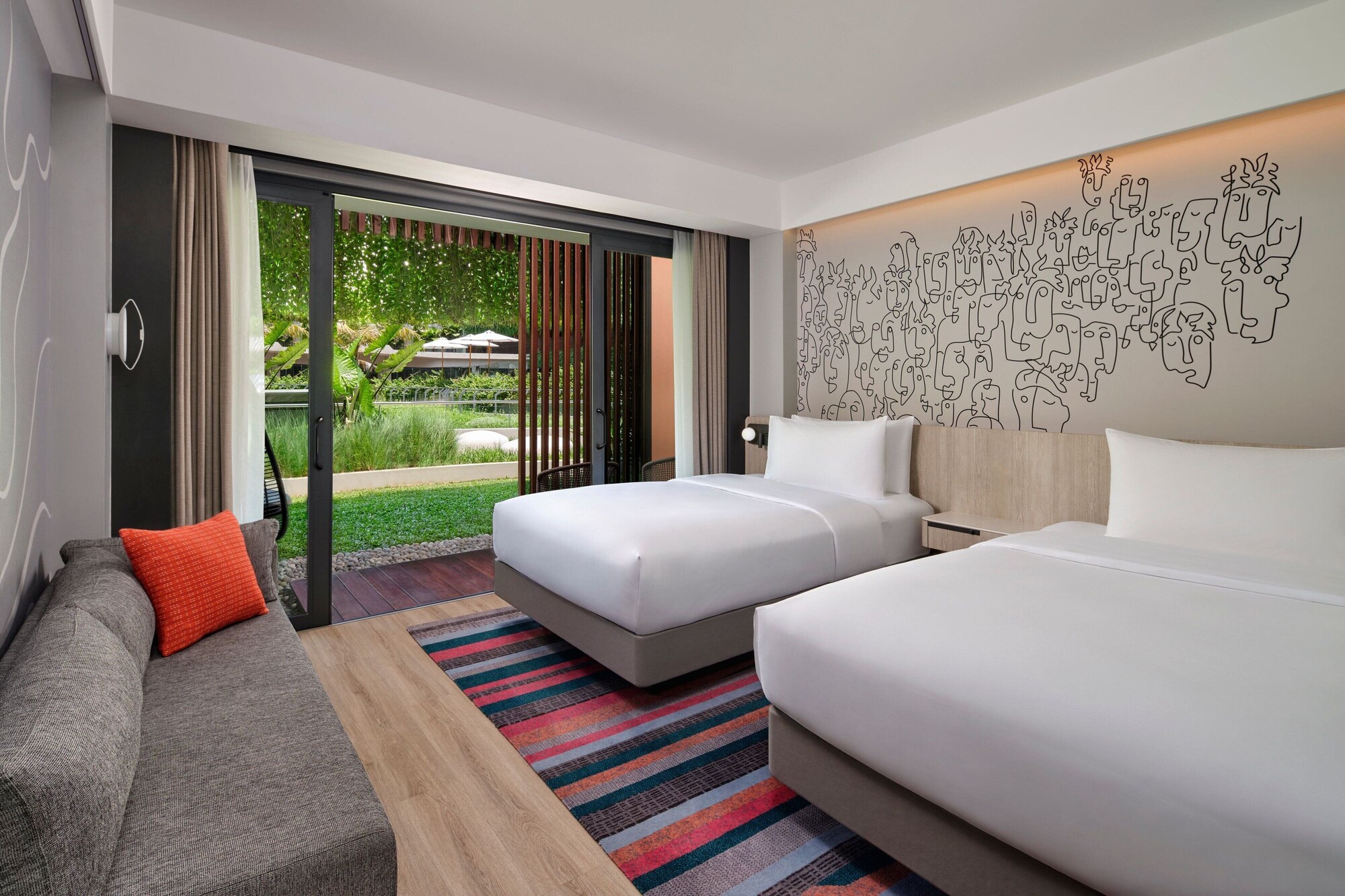 Aloft, 2 Double Beds, Garden View, Terrace