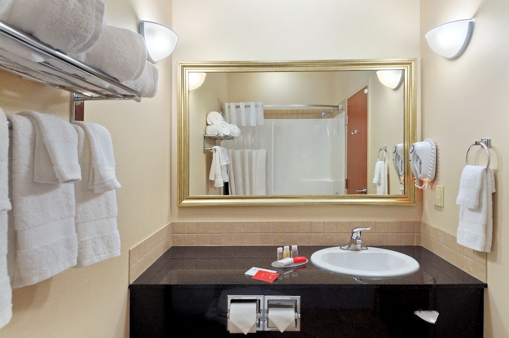 Ramada Lac La Biche 22/56