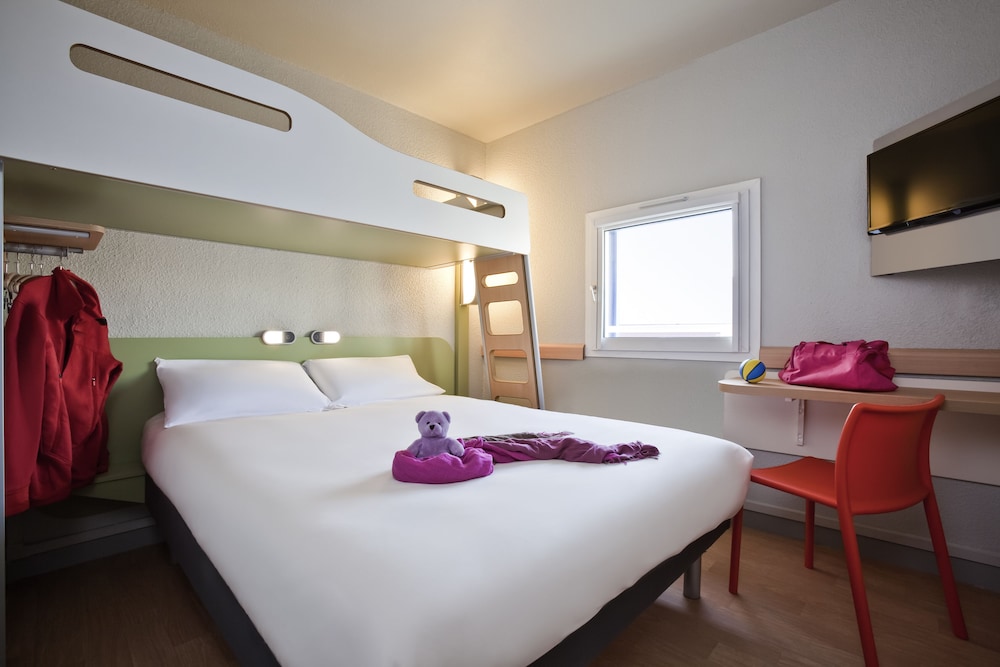 Ibis Budget Pontault Combault Rn4 Marne La Vallee 7/40