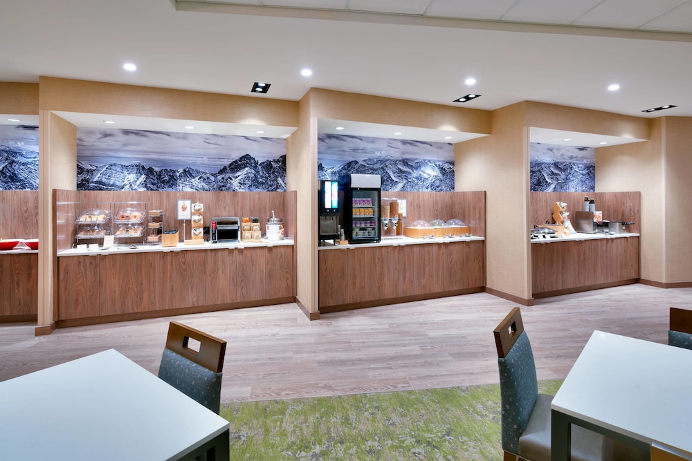 Fairfield Inn And Suites Denver West Federal Center 8/49
