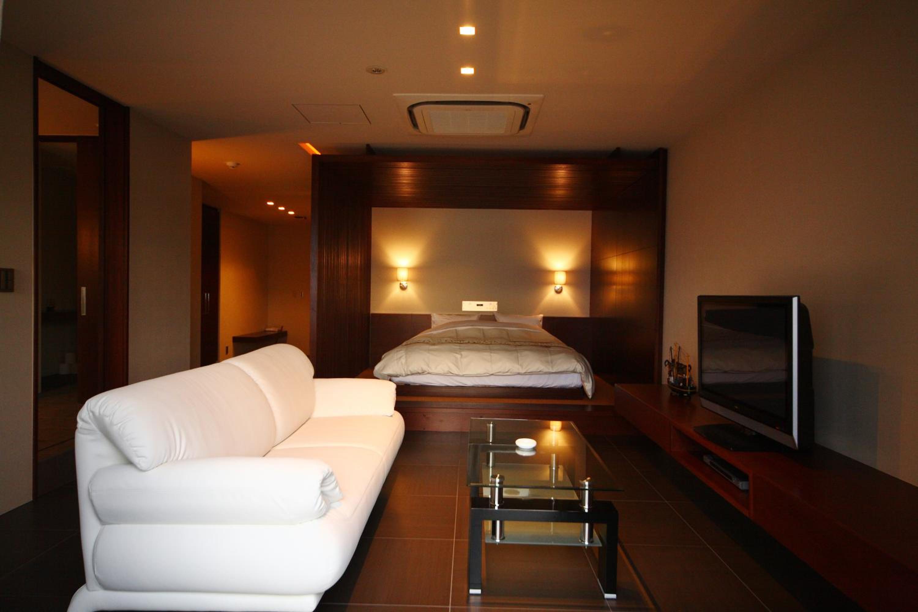Hotel Ryugu 12/58
