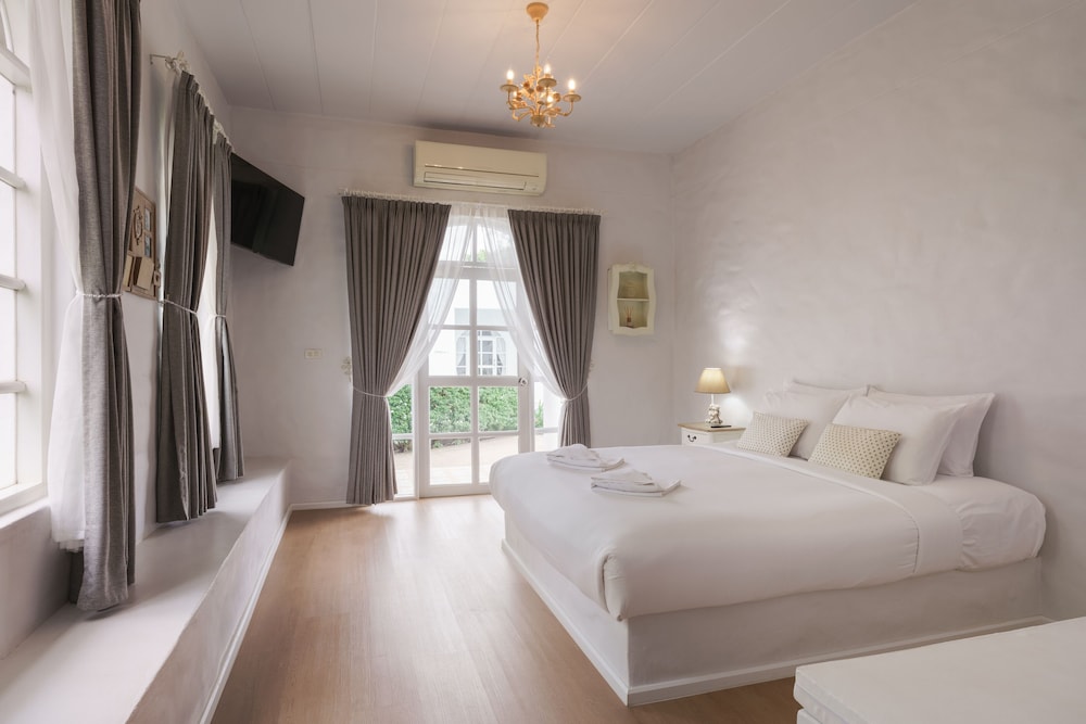 Villa La Flora Kanchanaburi 12/49