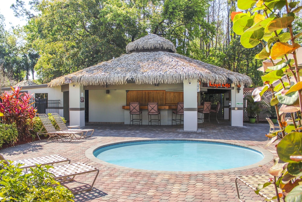 Parkway International Resort 6/63