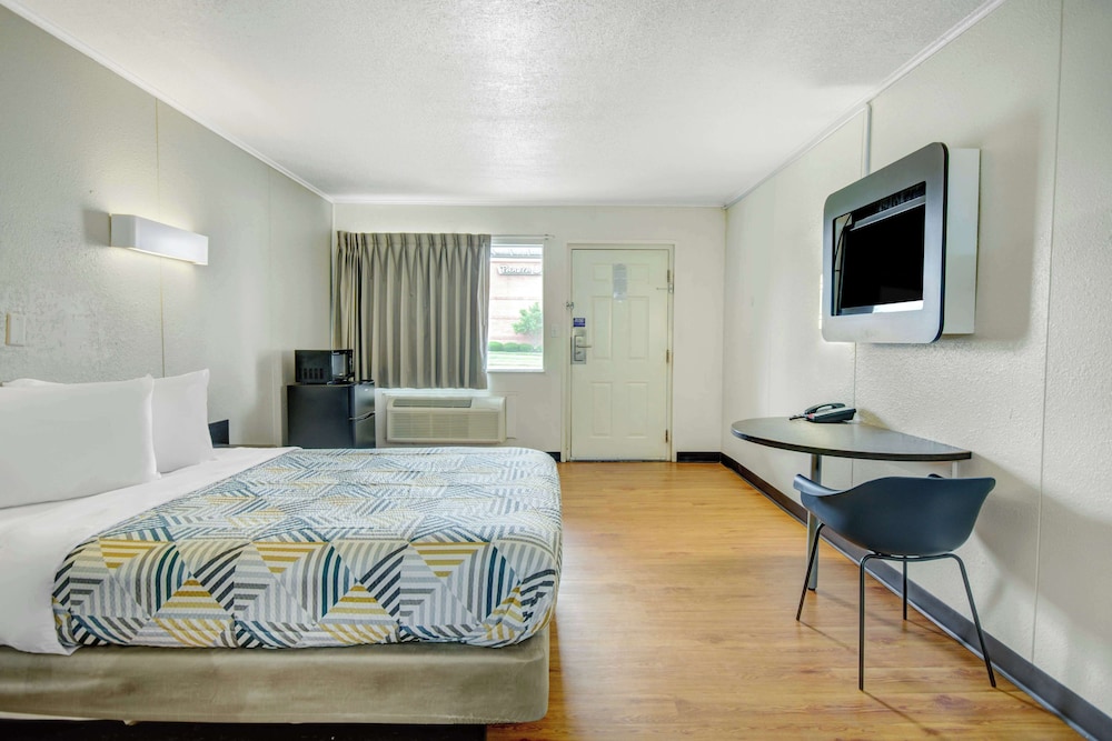 Motel6 Lima, OH 32/56