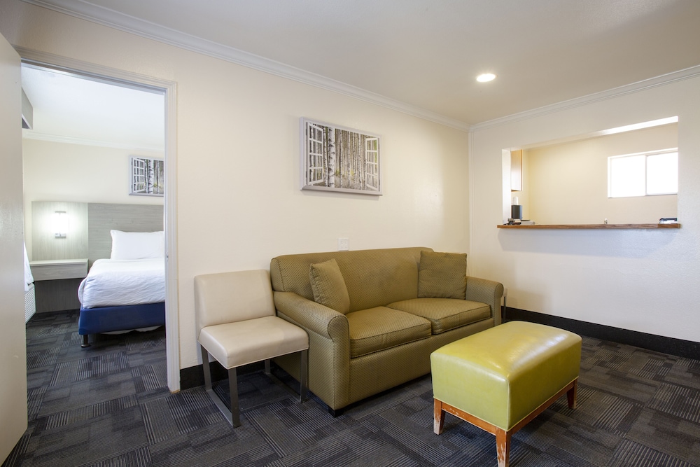 Hotel Aspen Flagstaff Grand Canyon Formerly Aspen Innsuites Flagstaff 39/60