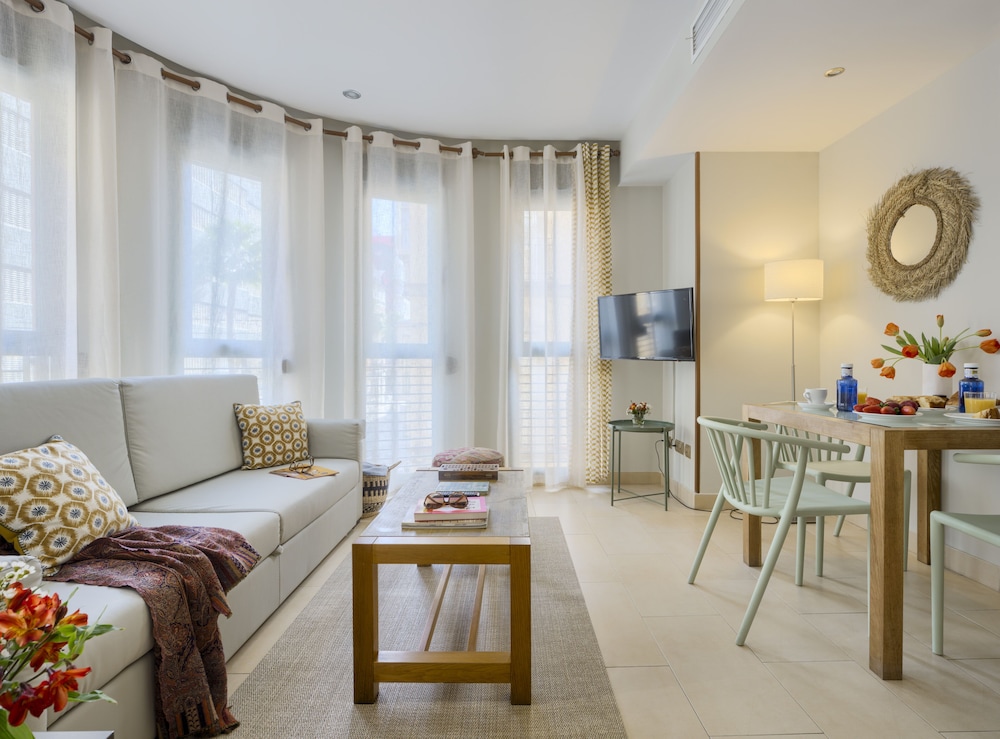 Apartamentos Suites Oficentro 55/72