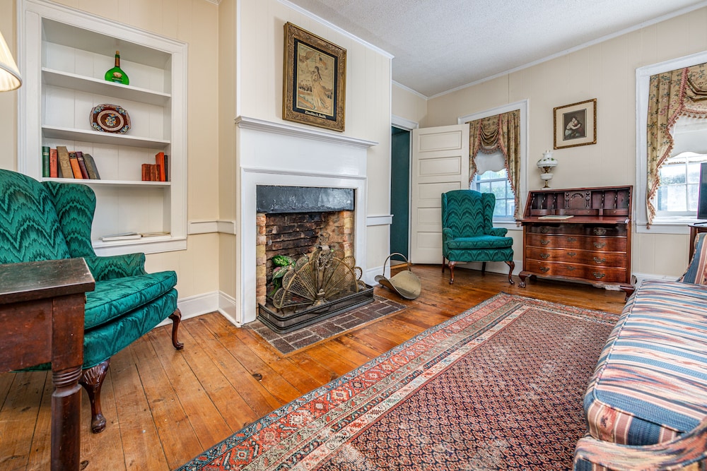 Wayside Inn 47/72