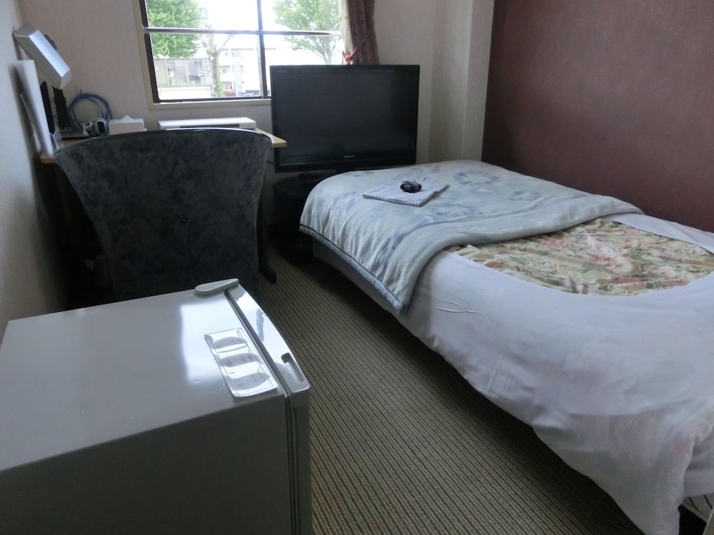Biz Hotel Shiojiri Ekimae 22/25