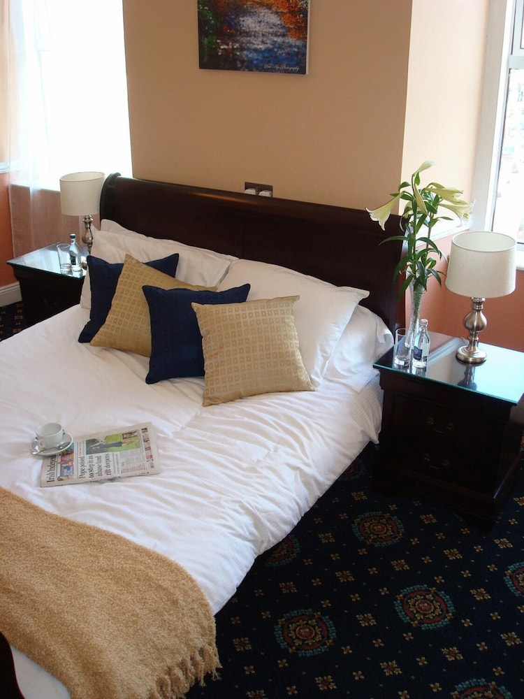 CAHIR HOUSE HOTEL 15/54
