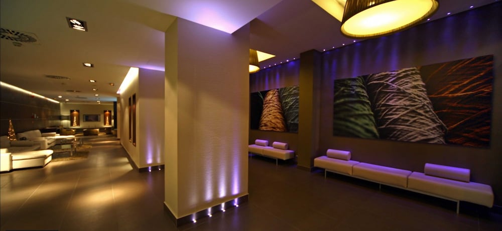 Hotel Constanza 7/64