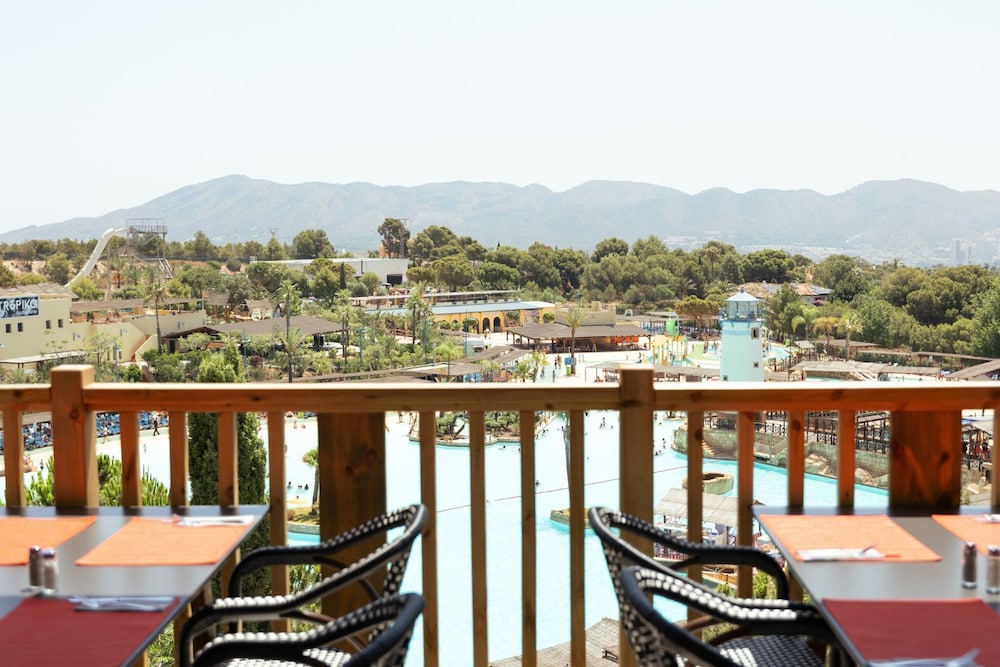 Magic Pirates Island Resort 57/73