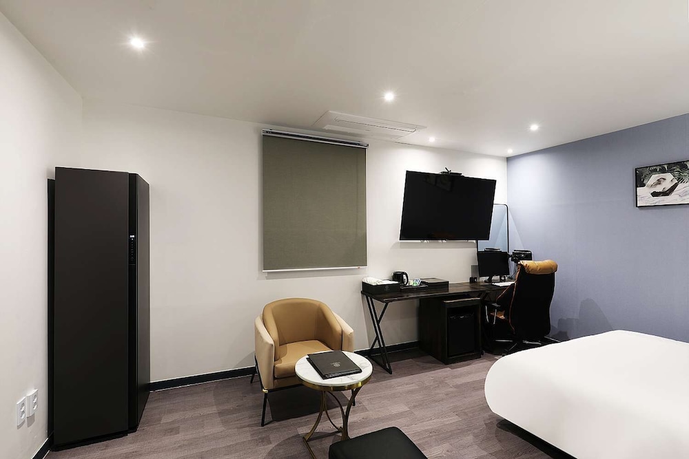 Mariposa Hotel Songtan 18/48