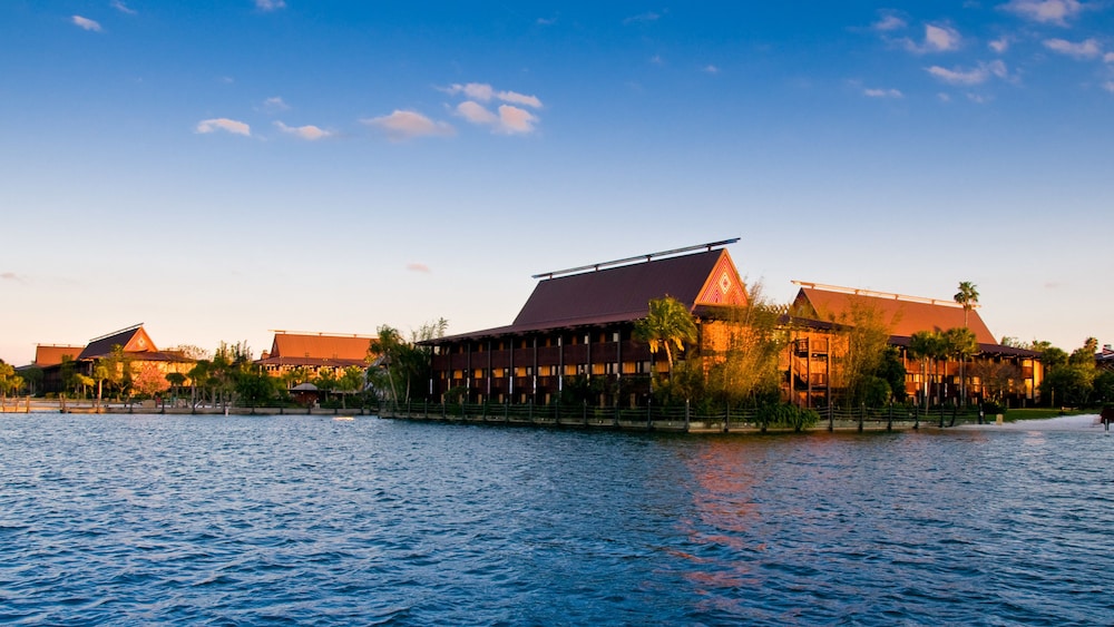 Disneys Polynesian Village Resort 45/50