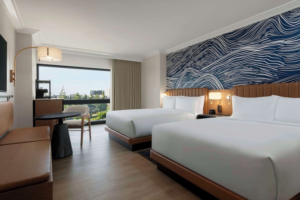 Hyatt Regency Irvine 15/47