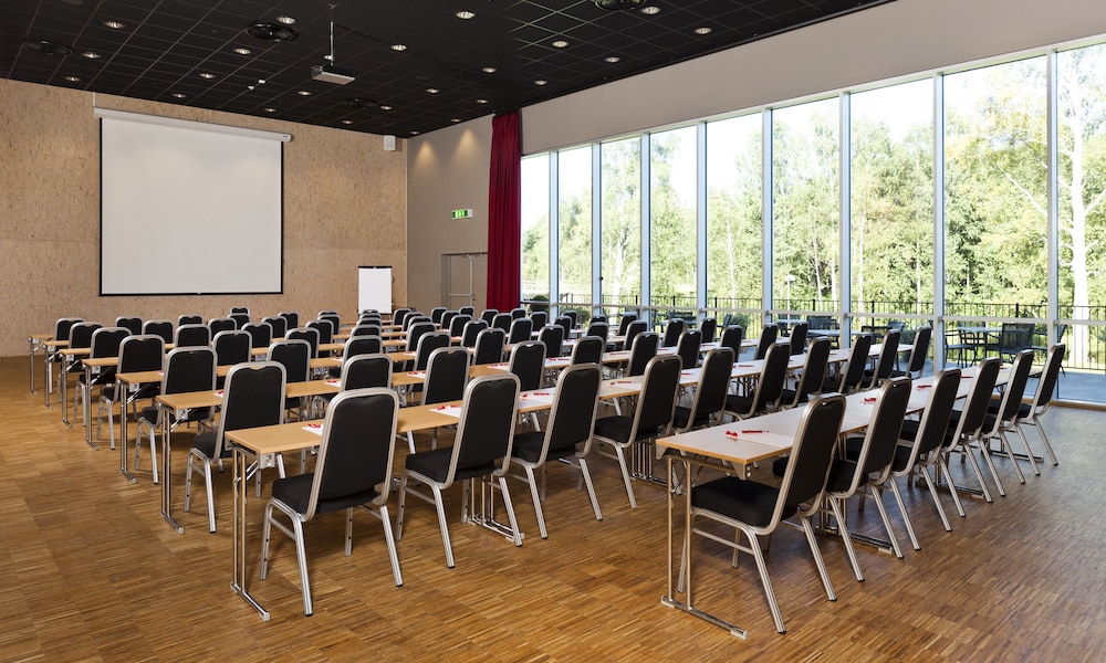 Hotell Charlottenberg 48/55