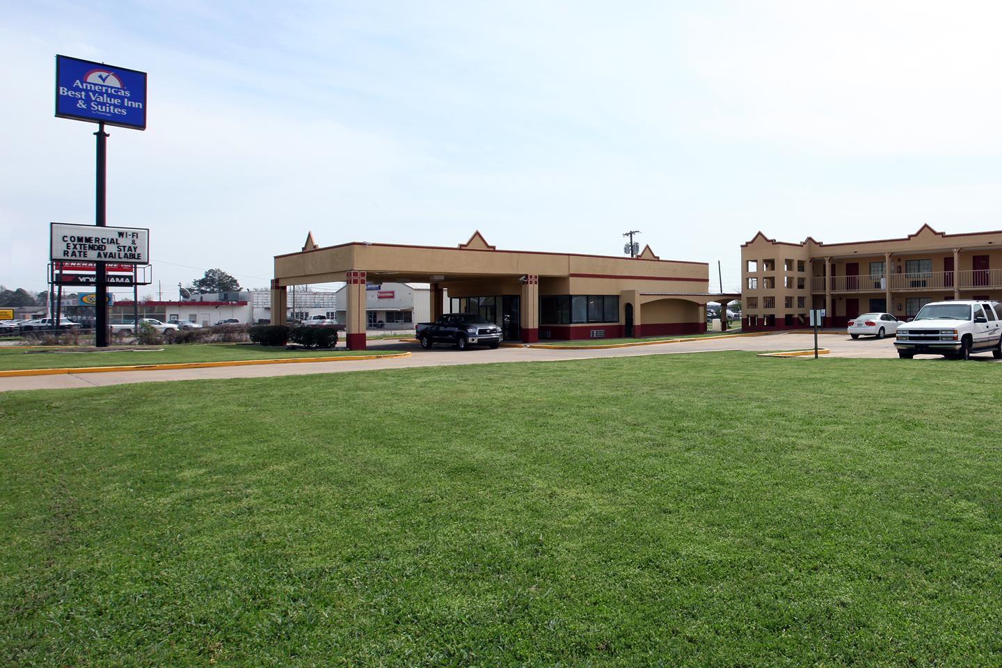 Americas Best Value Inn Suites Greenwood 7/7