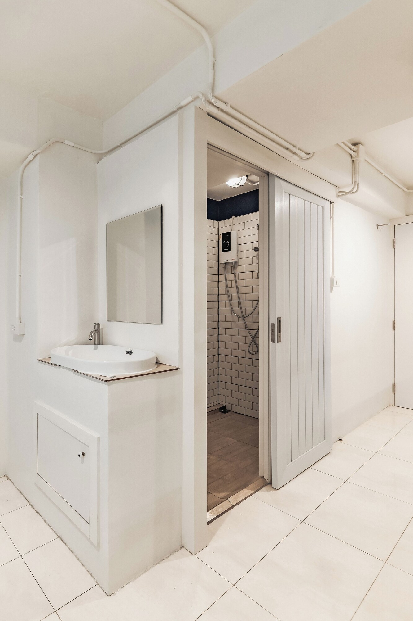 FAMILY, QUADRUPLE, PRIVATE BATHROOM