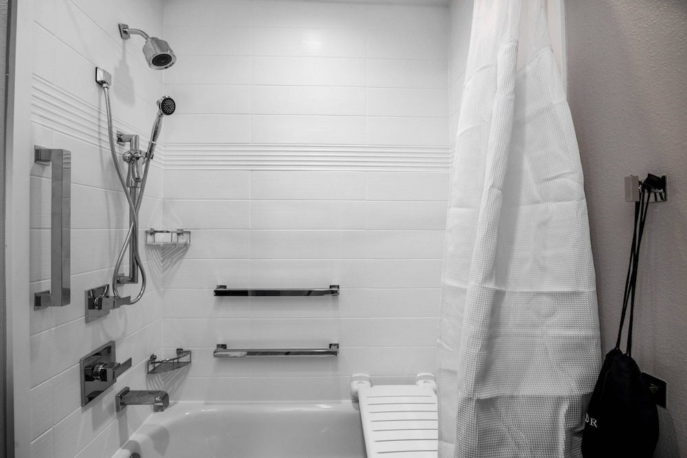 TownePlace Suites by Marriott Houston Hobby Airport 9/42
