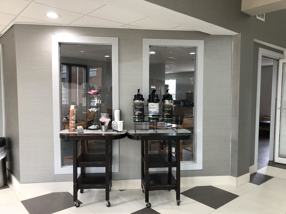 Quality Inn Dublin I-81 51/73