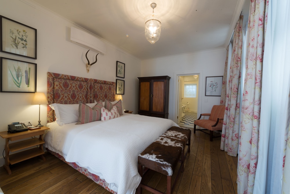 Drostdy Hotel 17/77