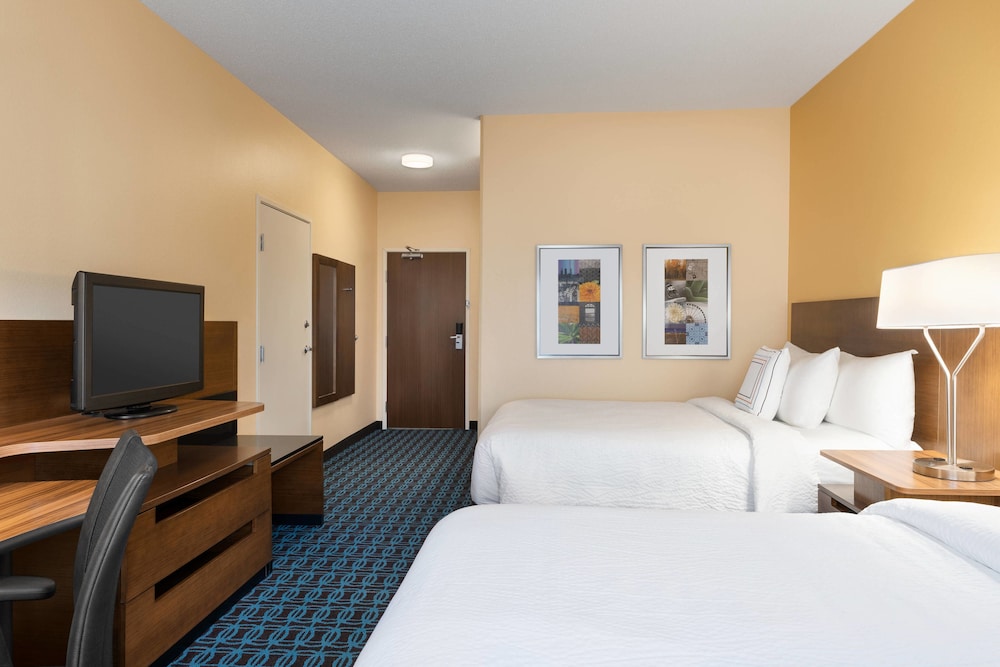 Fairfield Inn By Marriott Deptford 7/26