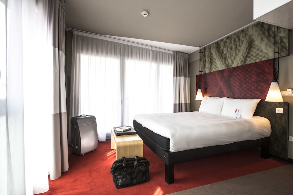 Ibis Toulouse Purpan 18/73