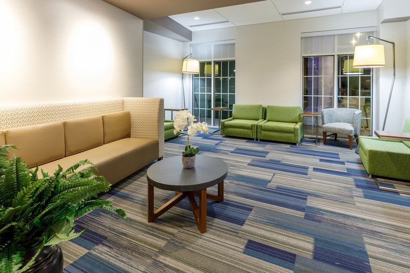 Holiday Inn Express Suites Sturbridge 29/54
