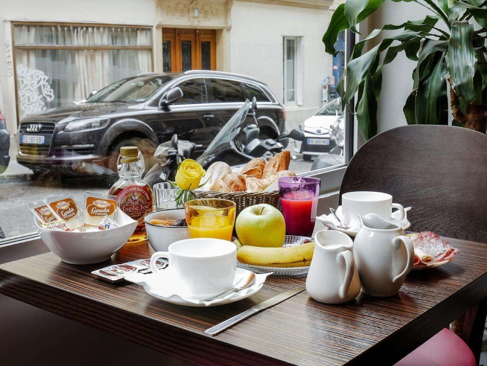 HOTEL BONSEJOUR MONTMARTRE 52/59