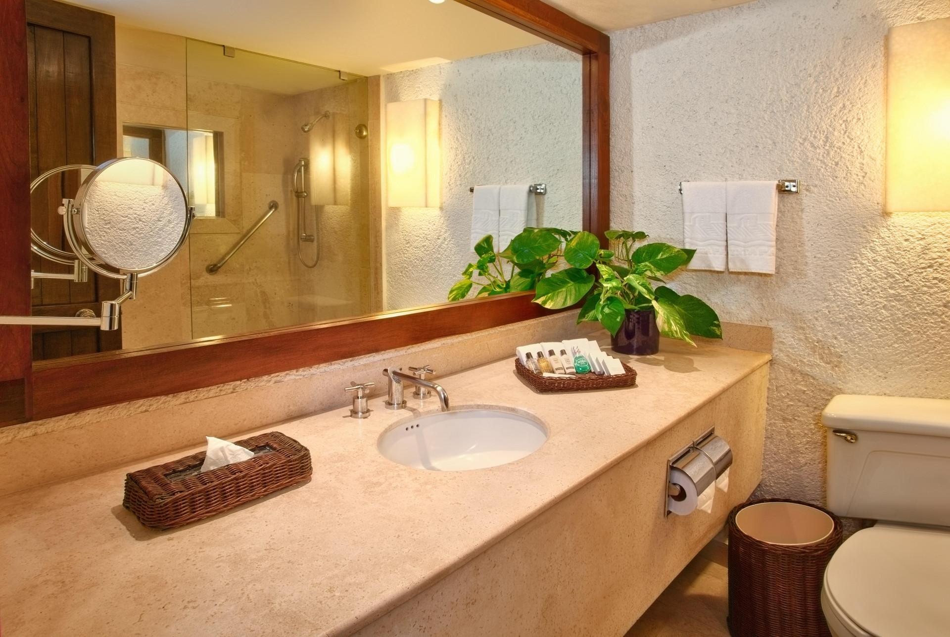 Superior, Double Bed, Sea View, Las Brisas Ixtapa 5/6