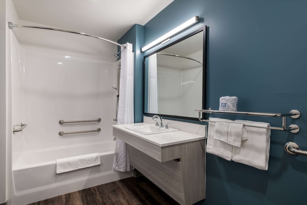WoodSpring Suites Greensboro - High Point North 47/51