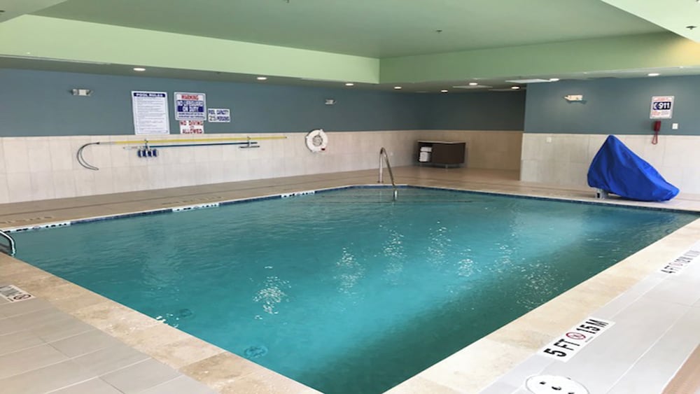 Holiday Inn Express & Suites Houston SW - Galleria Area 13/27