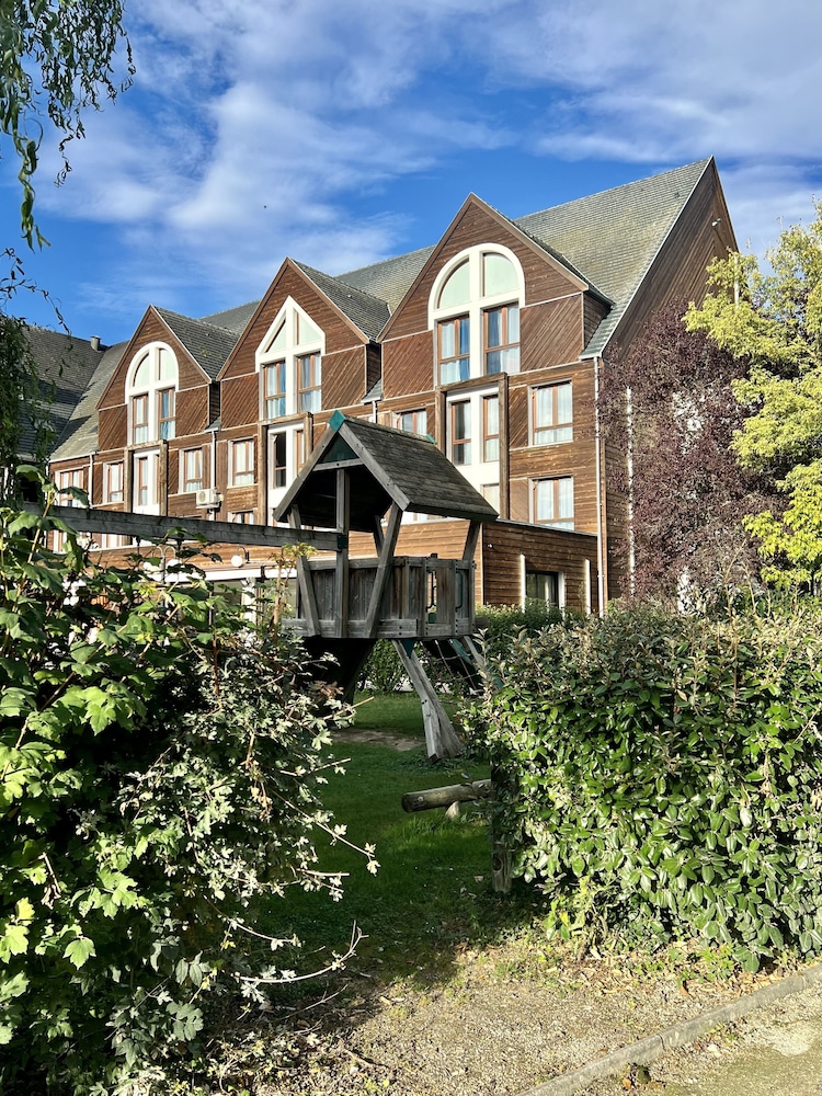 Domaine de La Foret D Orient Natur Hotel Golf Spa 53/55
