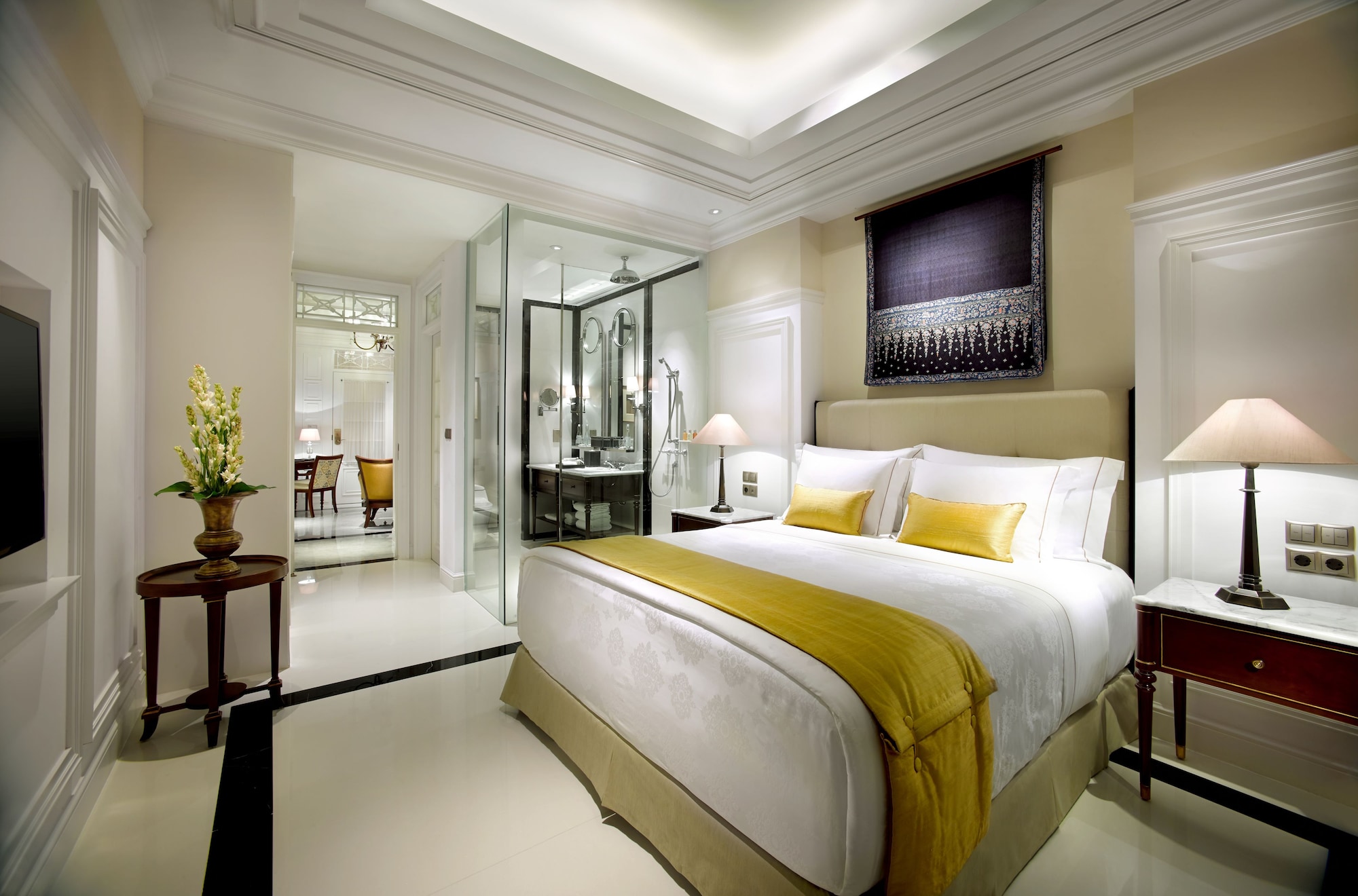 Executive, King Bed