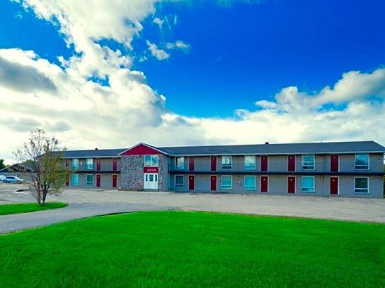 Knights Inn Kincardine 2/35