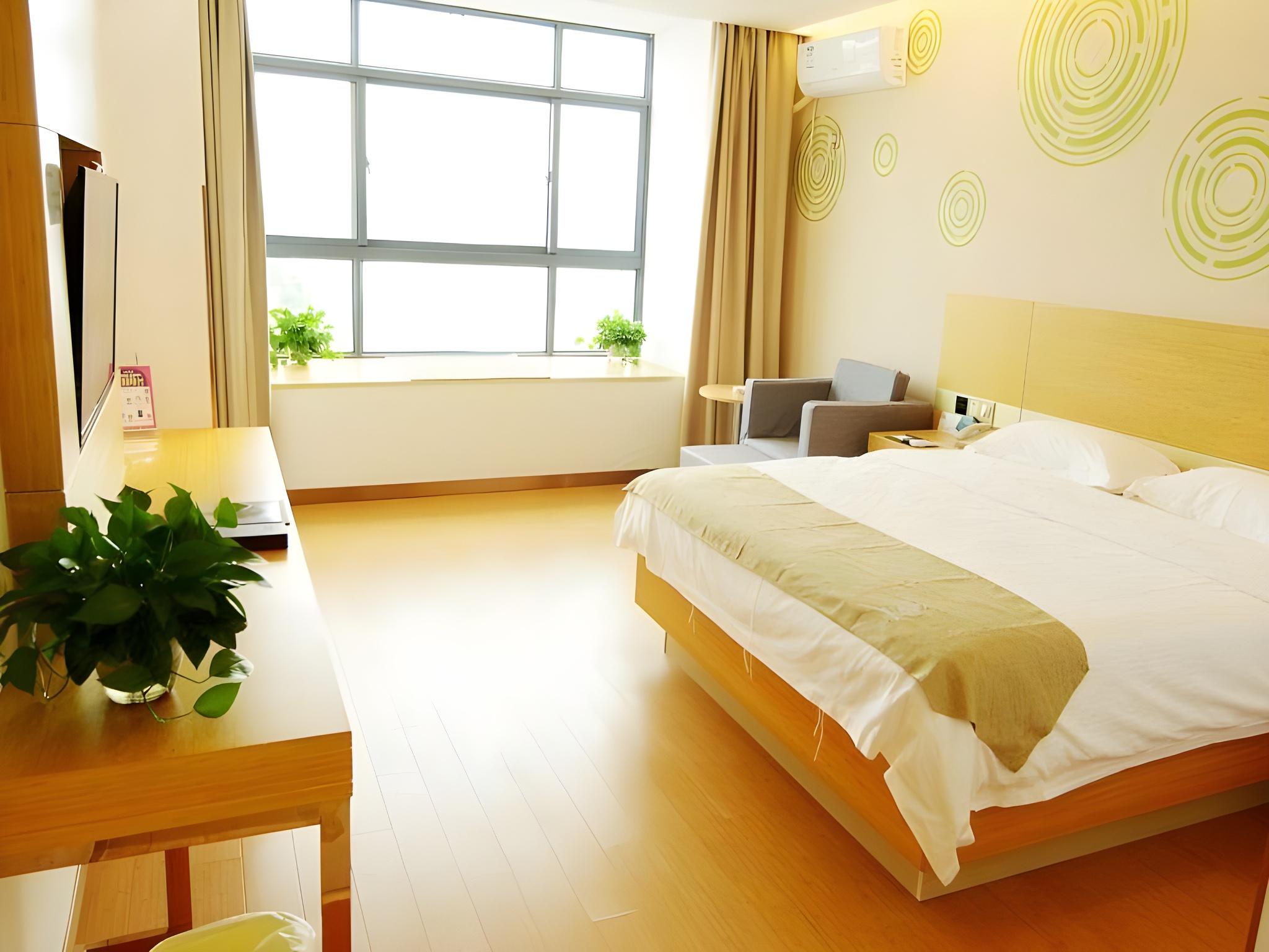 SUPERIOR, DOUBLE BED