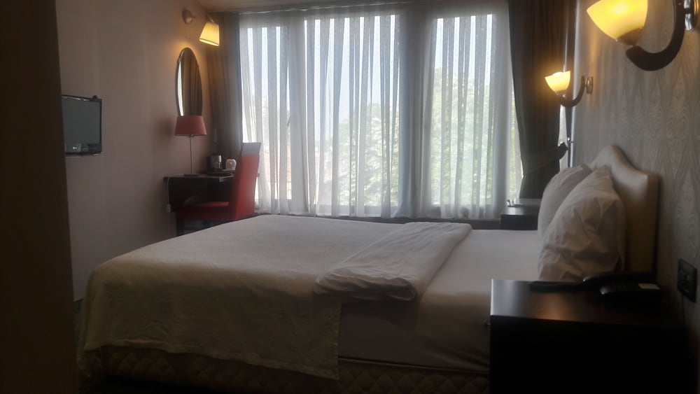 MANGANA KONAK HOTEL 18/64
