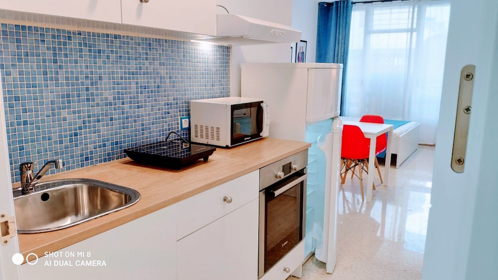 Hostal estudios 28/48