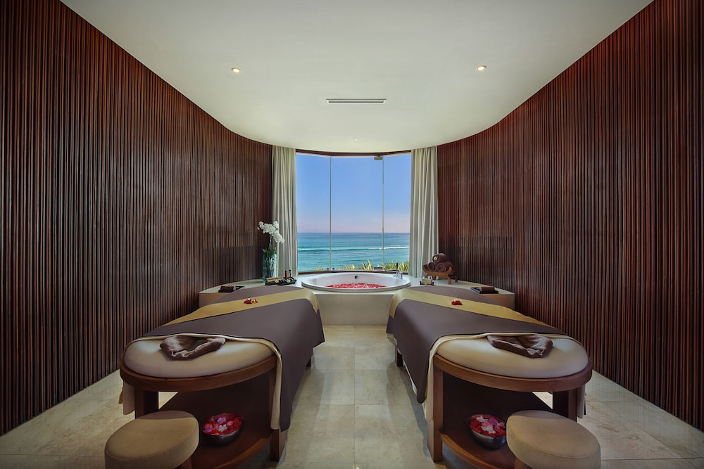 Candi Beach Resort And Spa 32/52