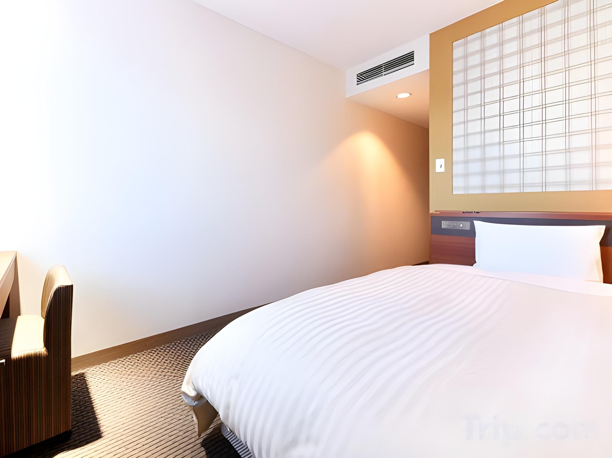 Room, Single, Double Bed