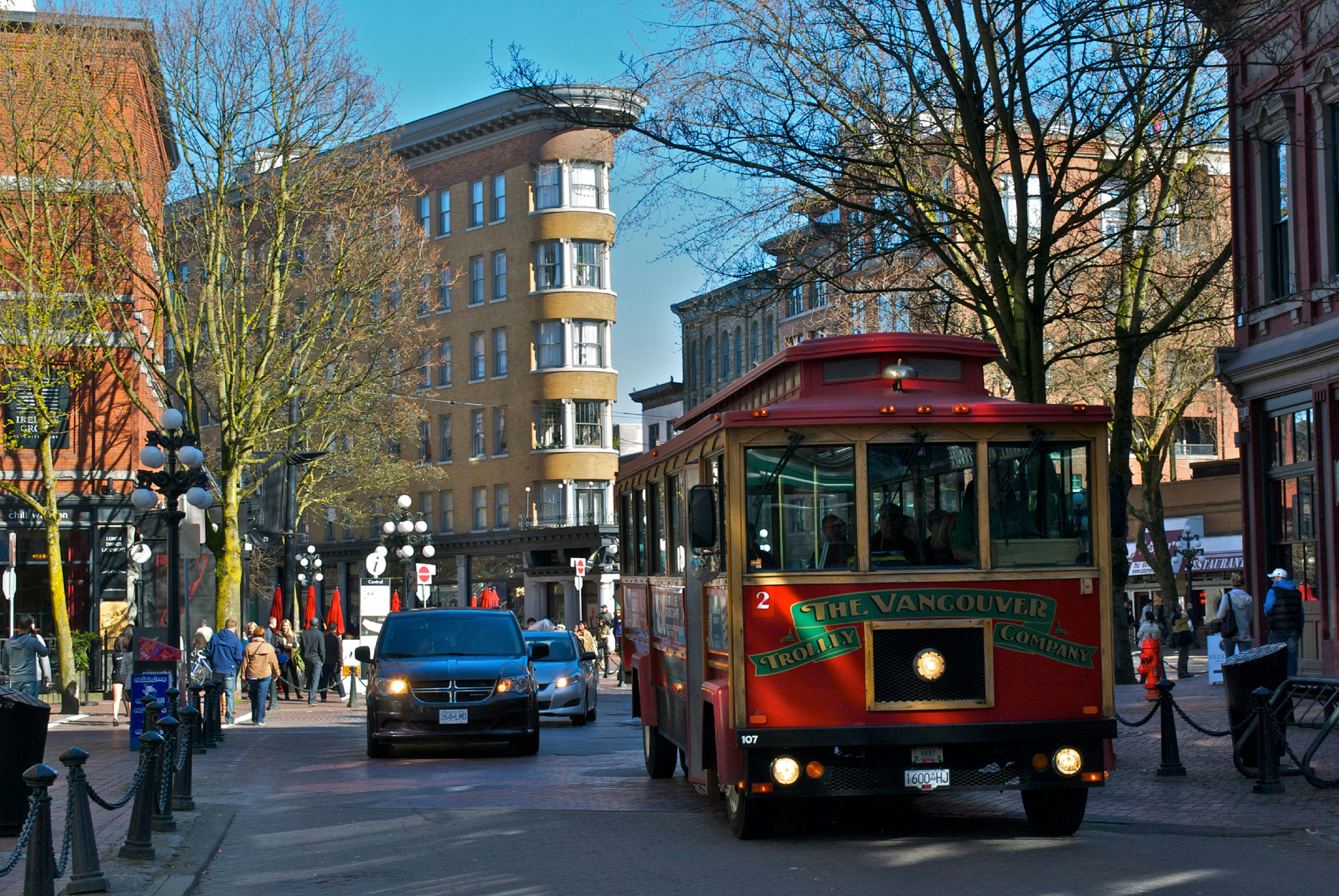 HOLIDAY INN HOTEL AND SUITES VANCOUVER DOWNTOWN 63/73