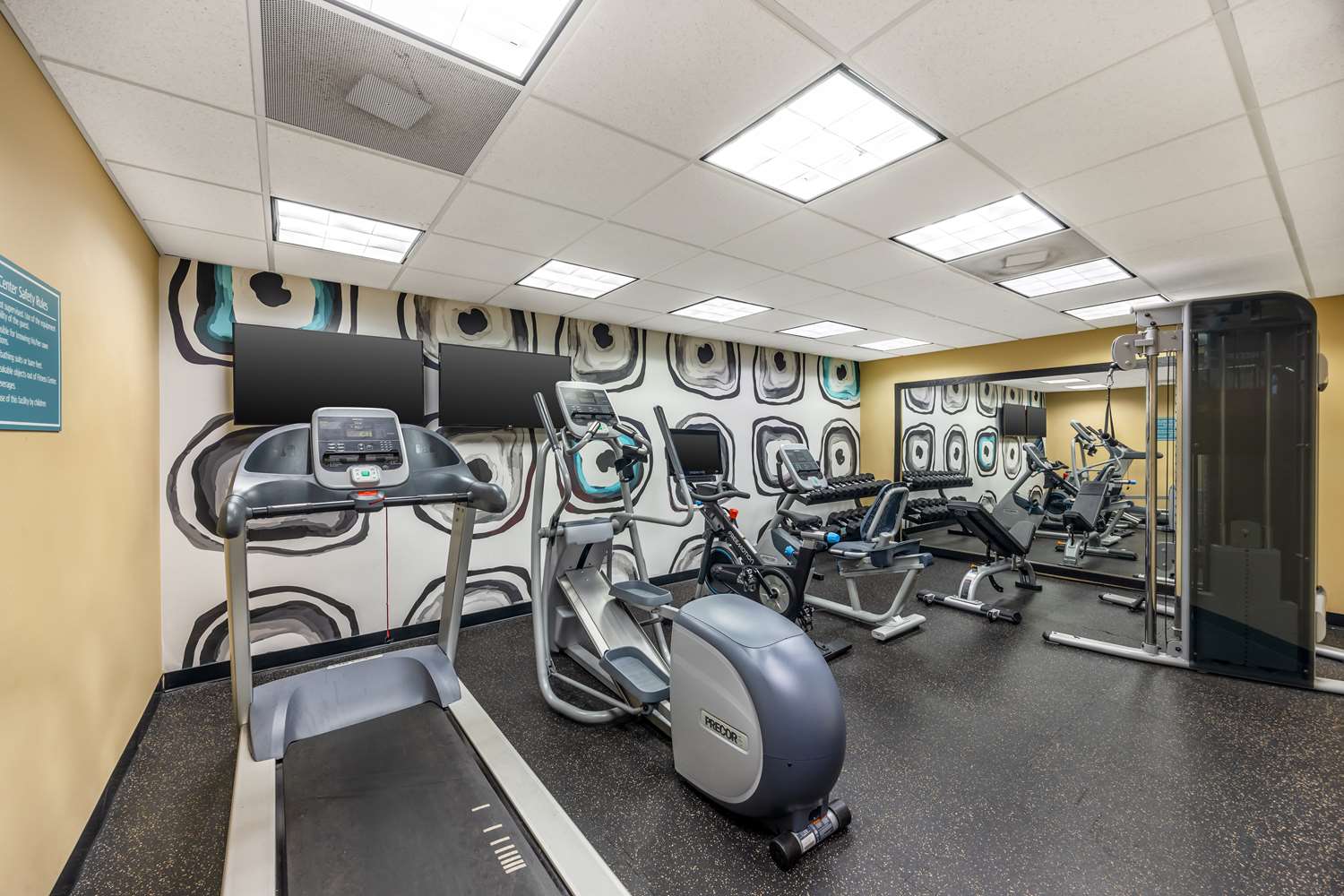 Best Western Plus Tuscumbia/Muscle Shoals Hotel & Suites 9/16