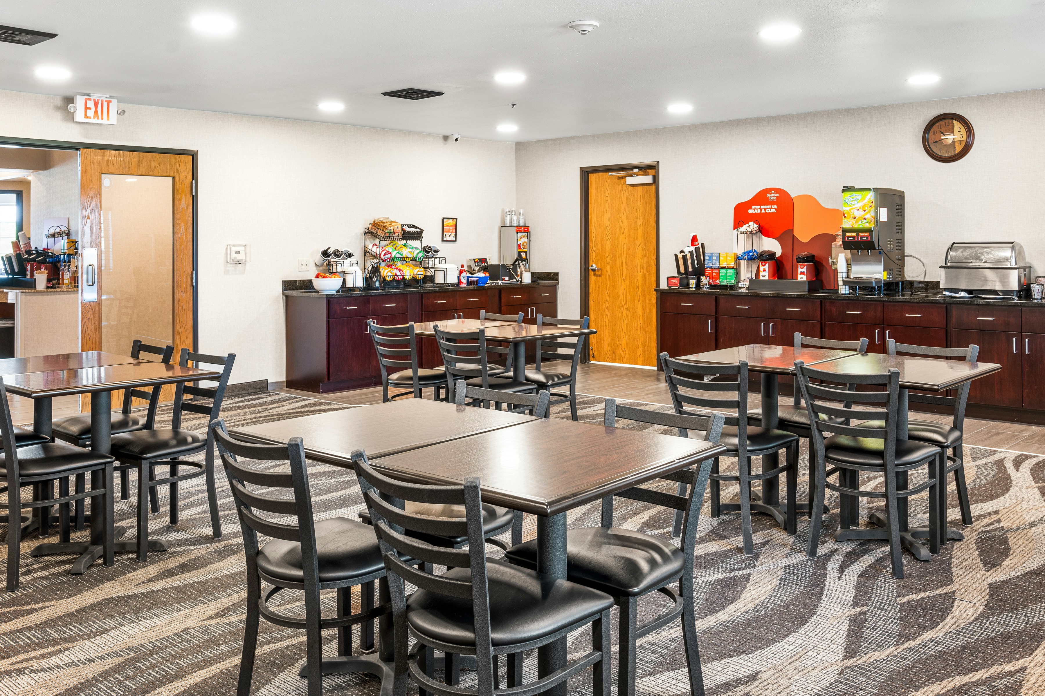 Boarders Inn Amp Suites 43/63