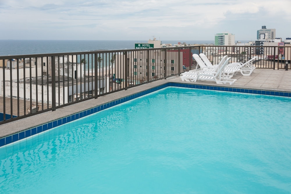 Hotel Golden Park Salvador By Nacional Inn 69/72